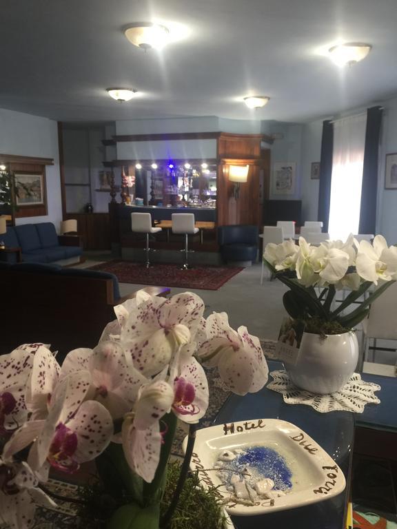 Hotel Due Torri ポルト・アッズッロ エクステリア 写真